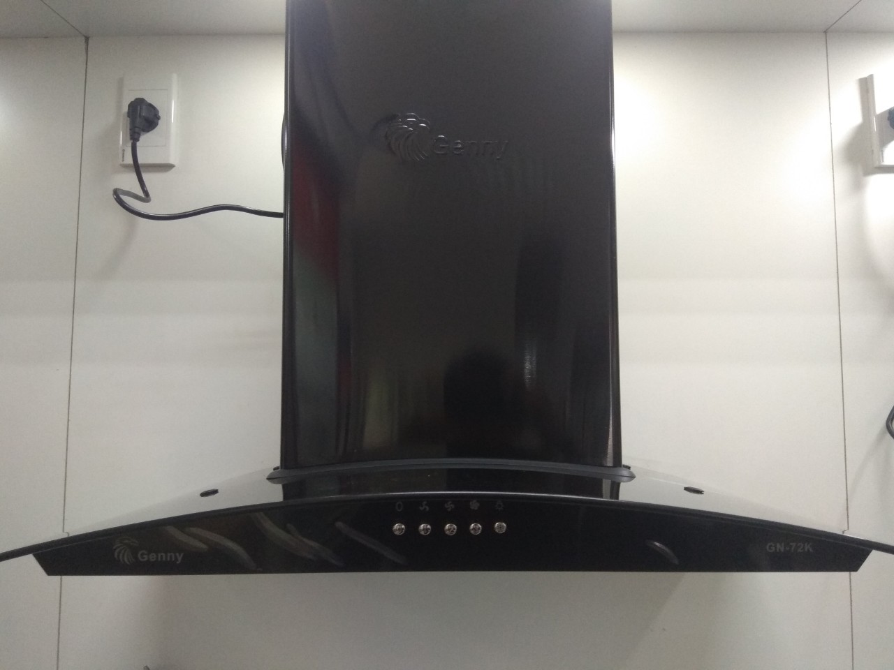 Máy hút mùi cao cấp Genny GN 72K